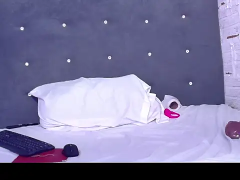 Camila2fajardo's cam snapshot