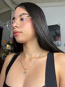 Milleradhara24's cam snapshot