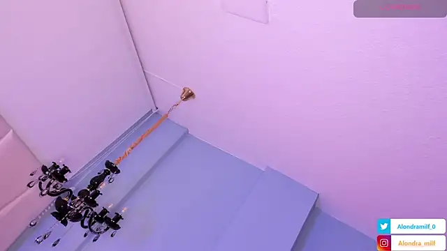 ALONDRAMILF's cam snapshot