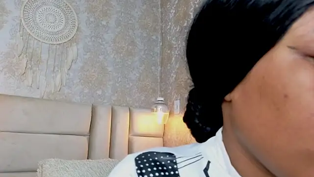 CrystalBrooke3x's cam snapshot