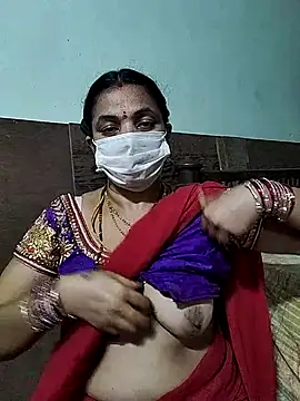 bhavyasri_55's cam snapshot