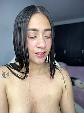 isabela_l's cam snapshot