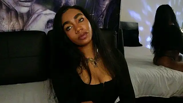 emely_brandon's cam snapshot