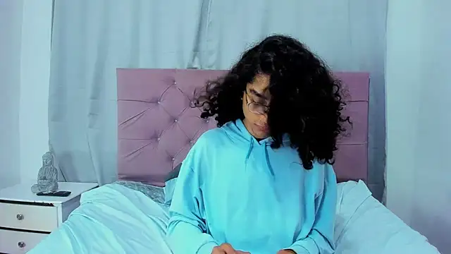 EthanBlackwoodd's cam snapshot