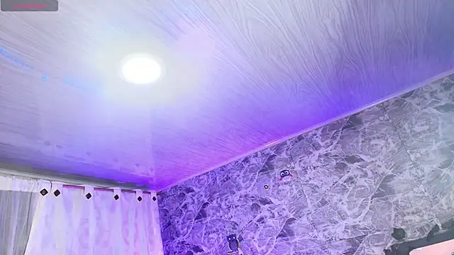 loren_tits24's cam snapshot