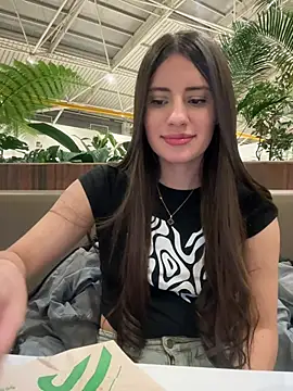 Isabella21_'s cam snapshot