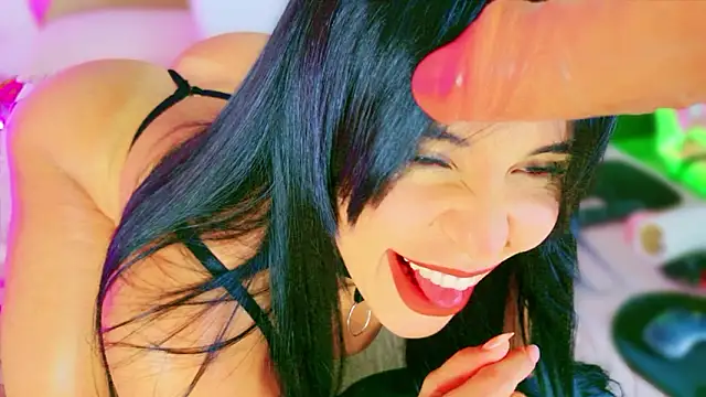 CharlootteEvans's cam snapshot