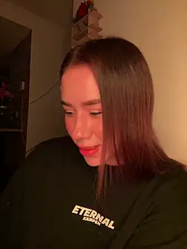 Im_Valen_Cute's cam snapshot