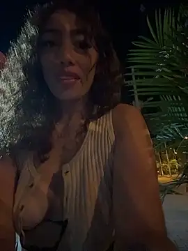 roxyrougee's cam snapshot