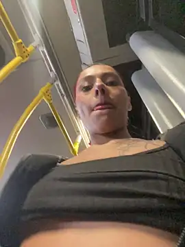 Emily-Fire's cam snapshot