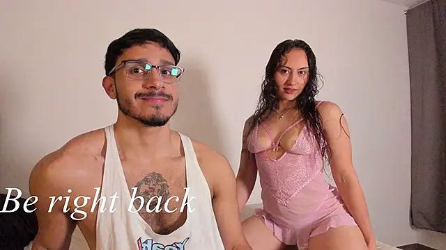 alphaandmuse's cam snapshot