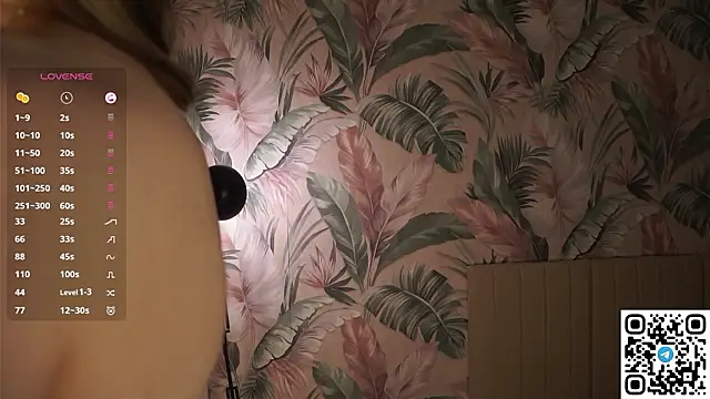 MarlinVarian live sex cam