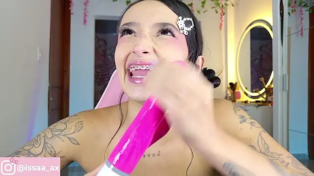 issagarcia live sex cam