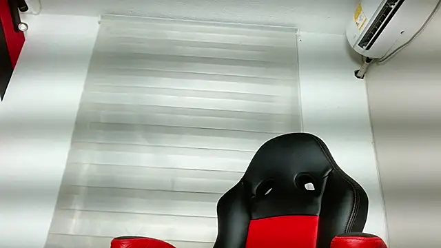 NatiHoran live sex cam