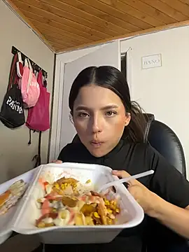 Sofia18_pinkk live sex cam