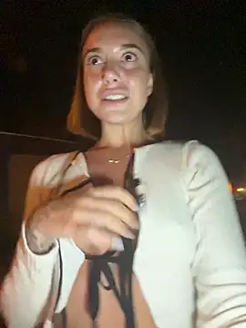 italianPassion live sex cam