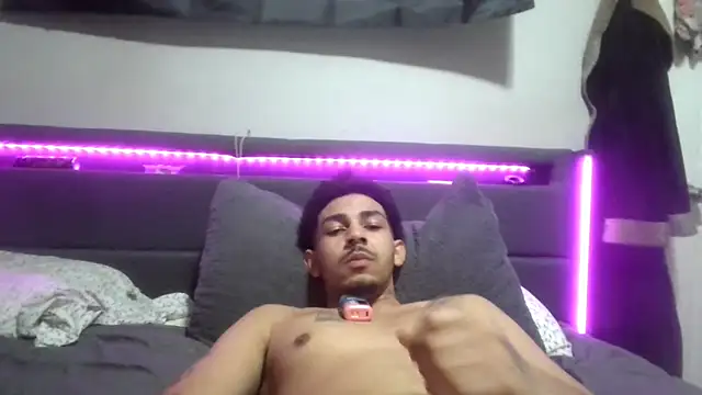 bigdickjojo69 live sex cam