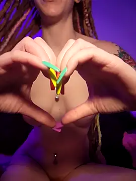 LucidLucy live sex cam