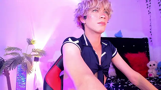 Cooperrosscute233 live sex cam