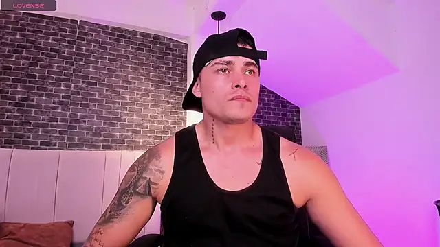 connorsmiith live sex cam