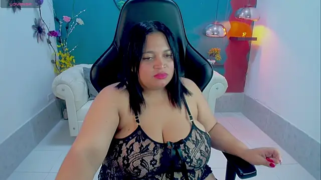 Miss_Shaira's cam snapshot