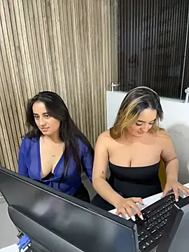 Antonella_Julieta live sex cam