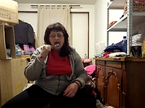 Samantha_Squirt@xh live sex cam