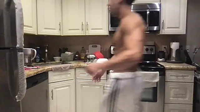 BigGuyMuscle live sex cam