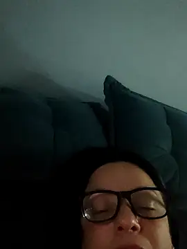 Laura_81's cam snapshot