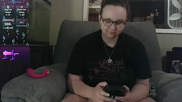 TurtleLady420 live sex cam