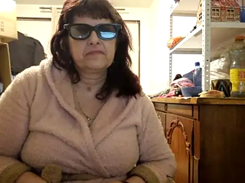 Samantha_Squirt@xh live sex cam