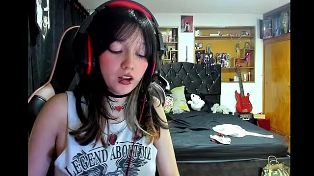 Maki_Zein_ live sex cam