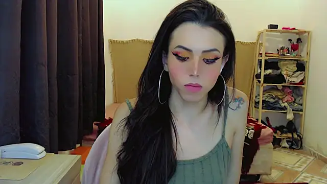 Sophie_Fantasys live sex cam