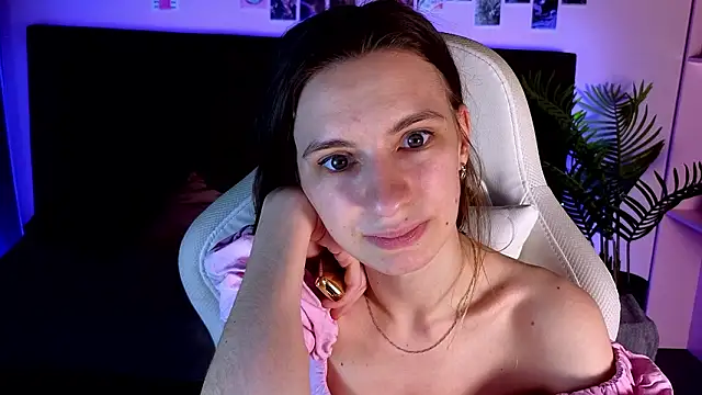 kaleriyaa_ live sex cam