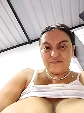 Horny-Mommy-Dirty live sex cam