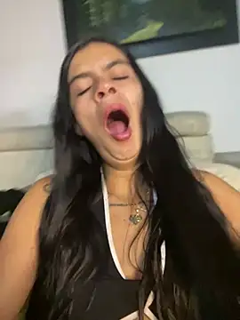 Madeline_Cooper08's cam snapshot