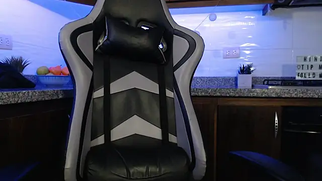 eren_jeager live sex cam