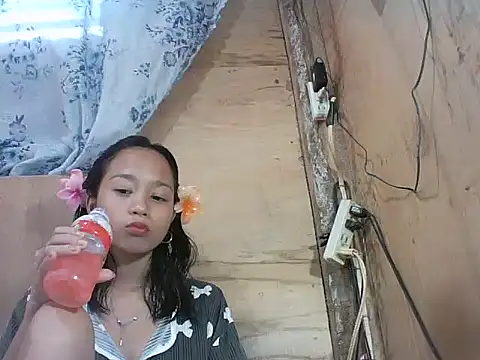 Asianpinay_Skinny1818's cam snapshot