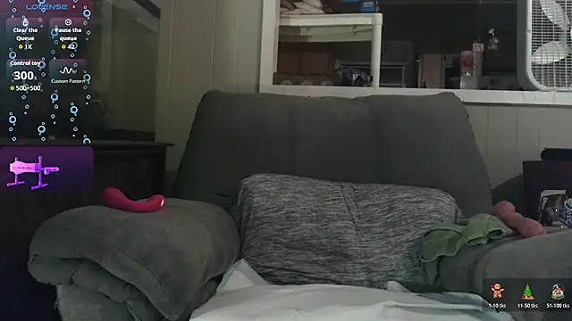 TurtleLady420 live sex cam