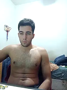 agustinn_r live sex cam