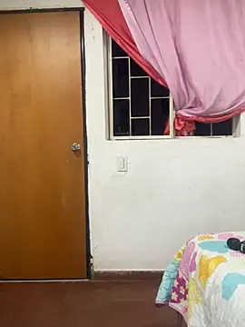 KittyBoom1's cam snapshot