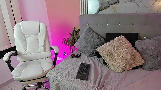 Ivy_Heat's cam snapshot