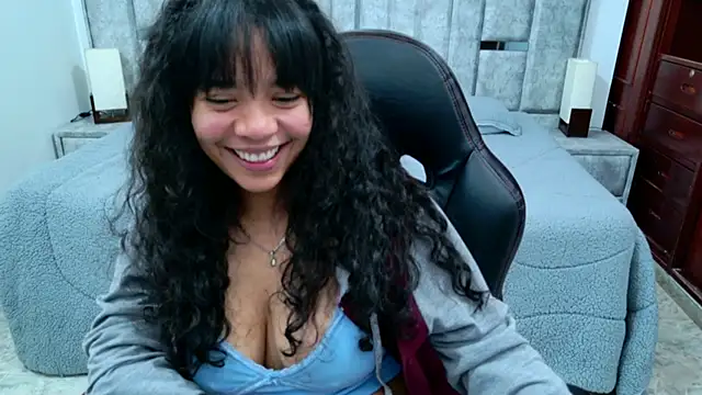 laureentt_'s cam snapshot