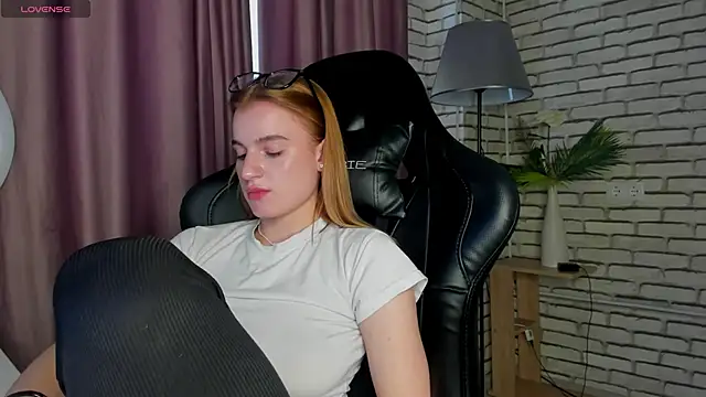 Stacey_Brown live sex cam