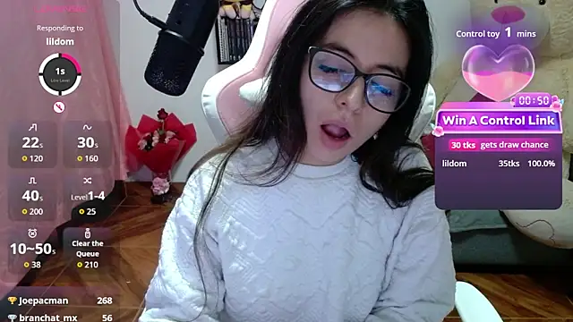 Maggie_Fox3's cam snapshot