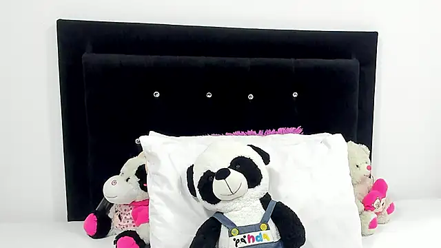 DanielaWane's cam snapshot