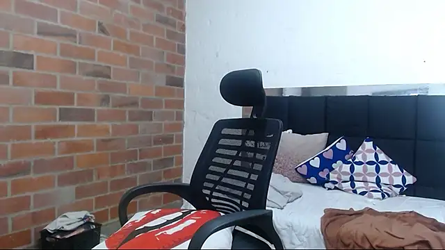 samantha__karolstone's cam snapshot