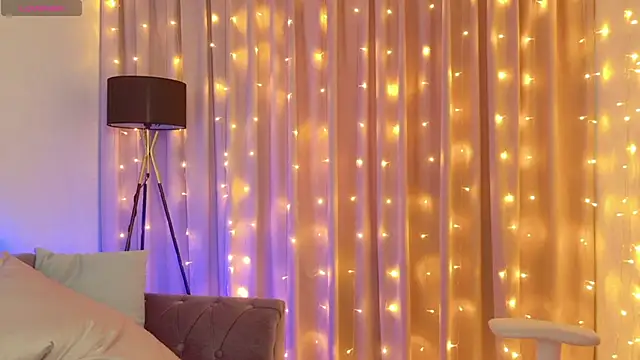 ur_shy_bambi's cam snapshot