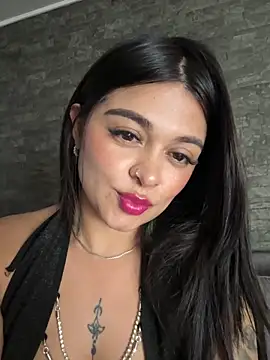 Saray_charmante's cam snapshot