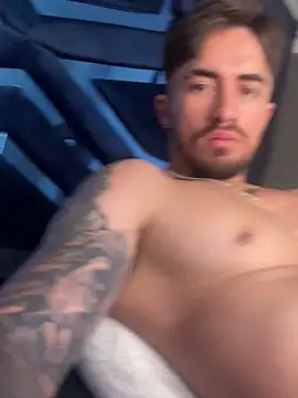 Brad_Summer live sex cam